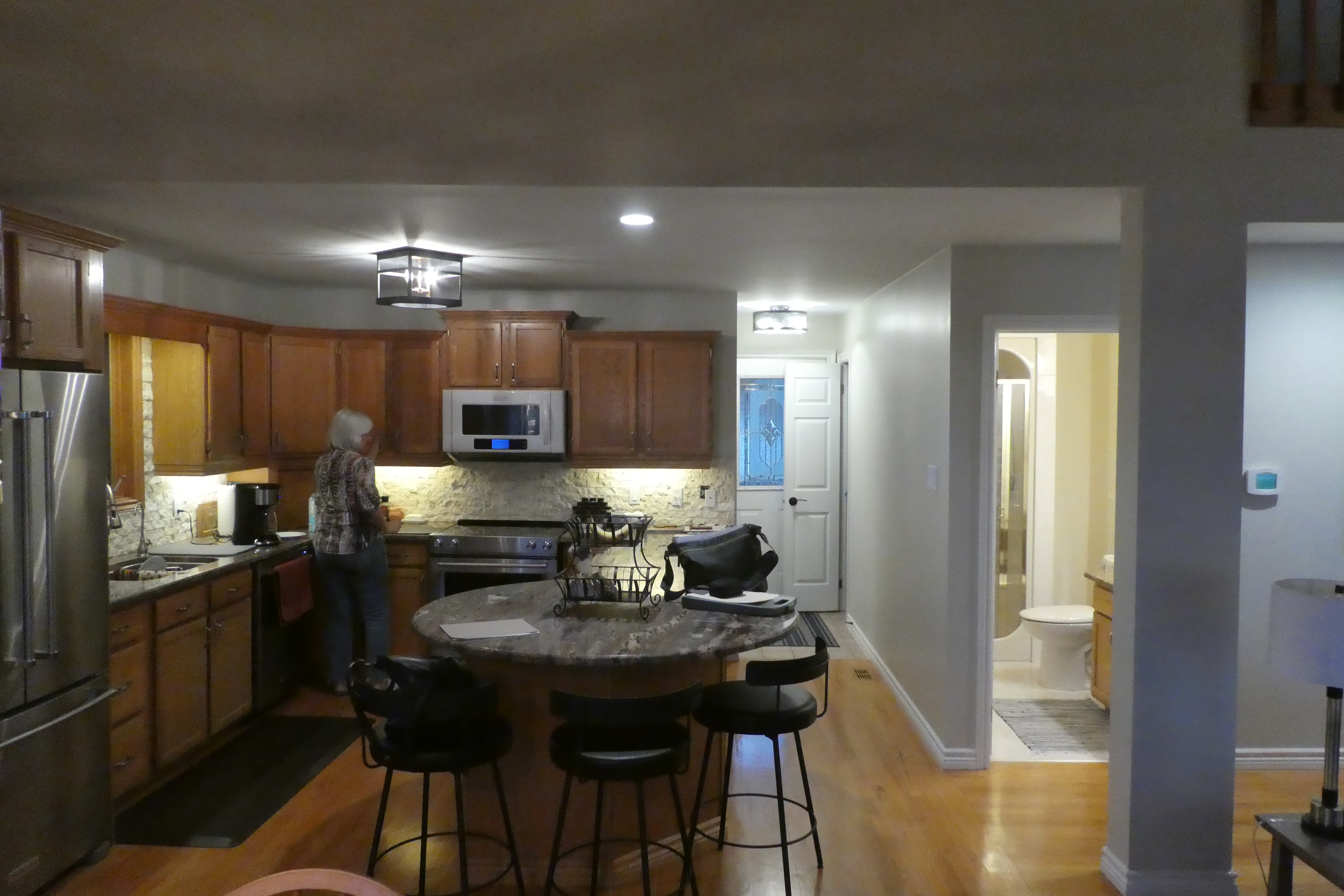 Cottage before renovation, image 2